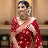WomenSaree